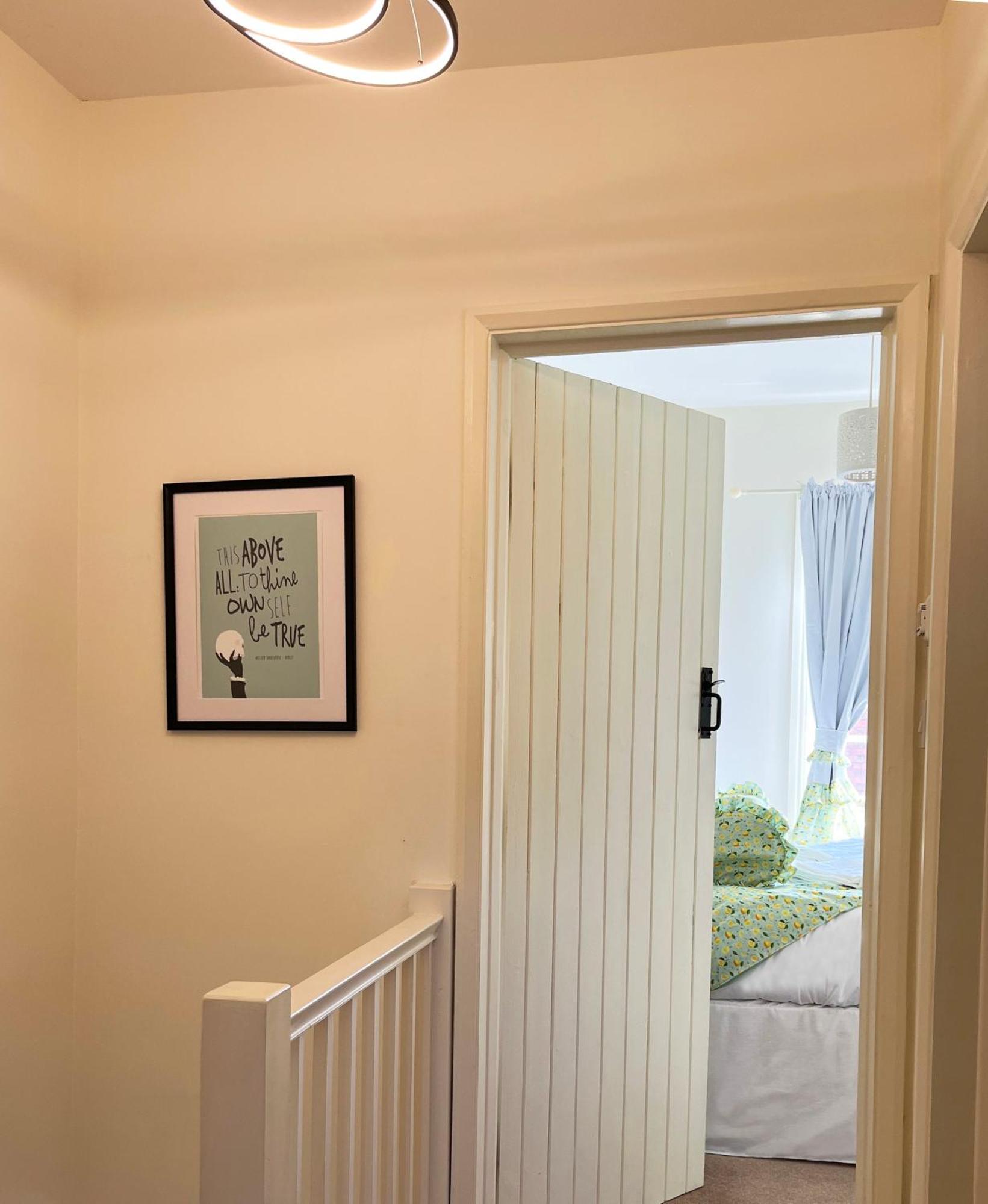 Traditional 2 Bedroom Cottage Stratford-upon-Avon Exterior photo